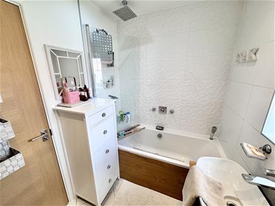 Picture 28